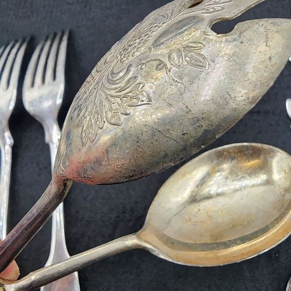 Vintage Dinnerware Roger's Bros Siverplated‎ Fork Bundle - Picture 9 of 9